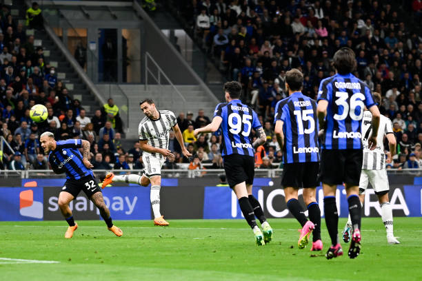 出了强大的 出了强大的