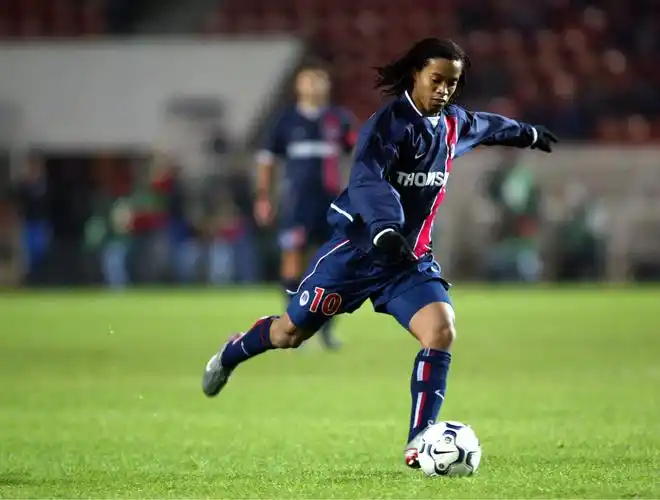 哪位球员的 哪位球员的